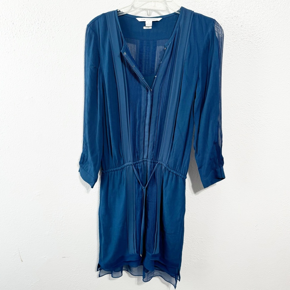 Diane Von Furstenberg teal pleated dress size 4